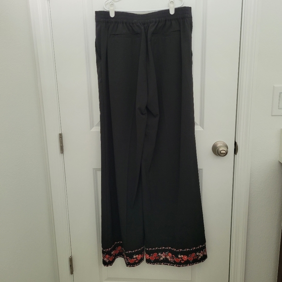 NWT New York & Company High Waist Wide Leg Black Pants with Floral Lining Small - Picture 5 of 12